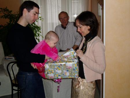 Le premier paquet cadeau
